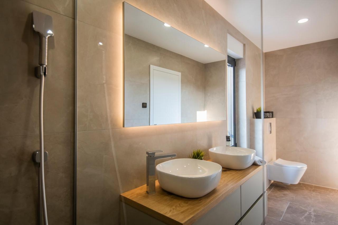 Villa Magna Luxury Apartments ムルテル エクステリア 写真