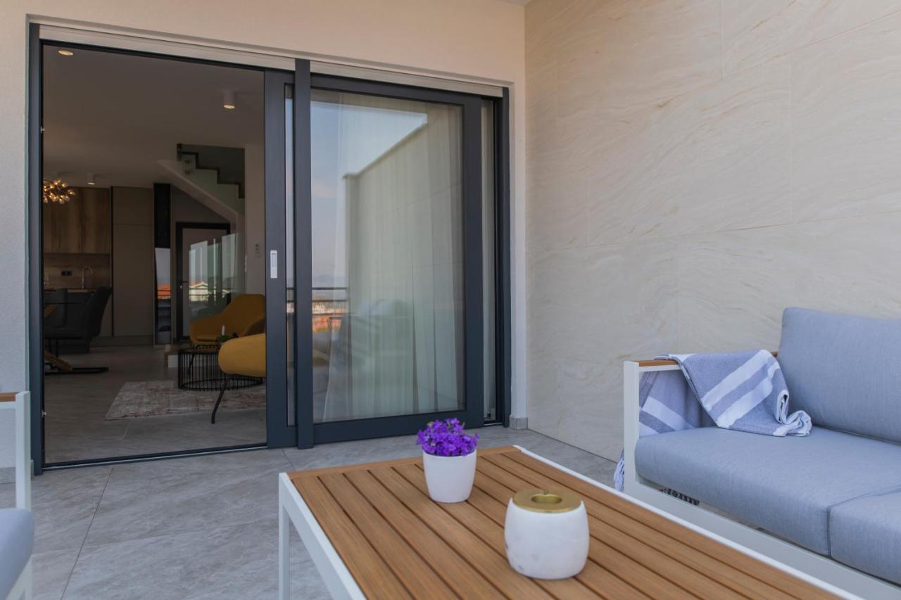 Villa Magna Luxury Apartments ムルテル エクステリア 写真