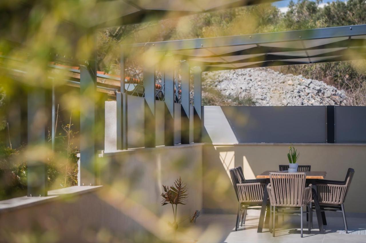 Villa Magna Luxury Apartments ムルテル エクステリア 写真