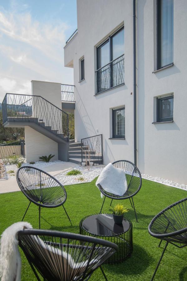 Villa Magna Luxury Apartments ムルテル エクステリア 写真