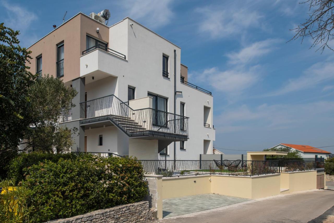 Villa Magna Luxury Apartments ムルテル エクステリア 写真