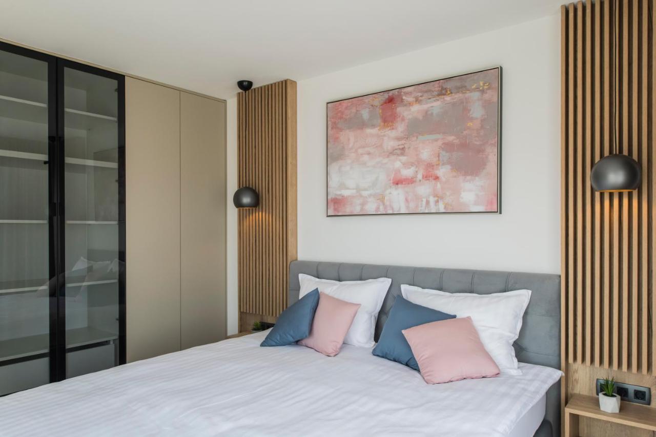 Villa Magna Luxury Apartments ムルテル エクステリア 写真