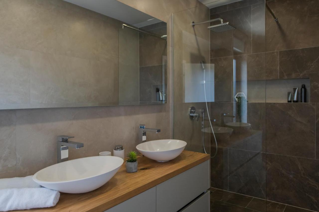 Villa Magna Luxury Apartments ムルテル エクステリア 写真