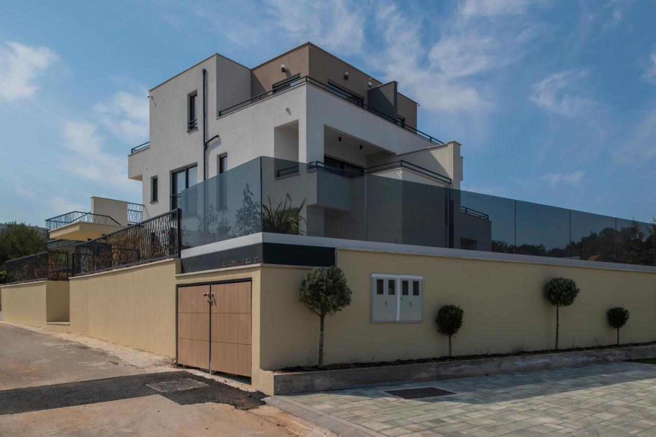 Villa Magna Luxury Apartments ムルテル エクステリア 写真